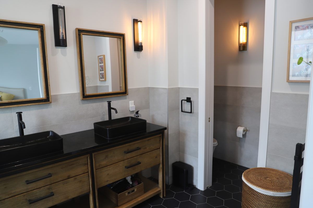 229_devoe_bath_angle