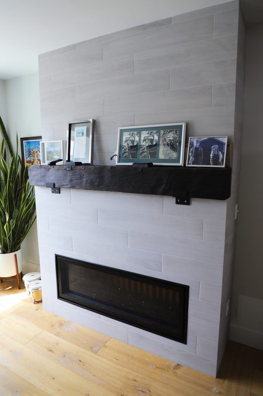 229_devoe_fireplaceangle