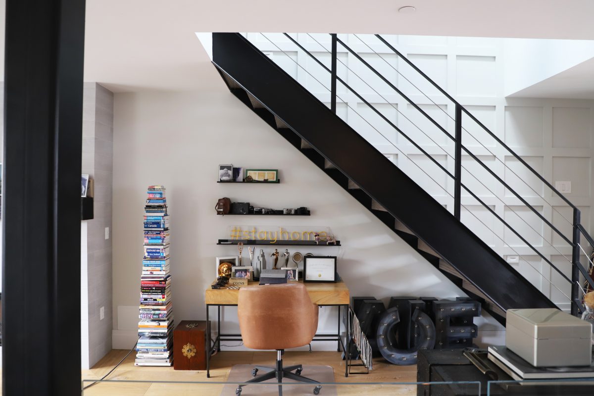 229_devoe_stairs_profile